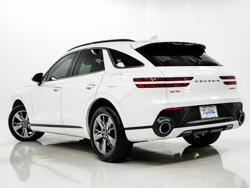 Used 2024 Genesis GV70 3.5T Sport image 29