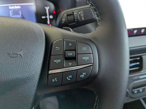 Used 2025 Ford Maverick Lobo Premium AWD/4WD image 23
