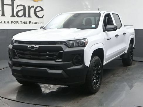 New 2026 Chevrolet Colorado W/T w/ WT Custom Package AWD/4WD image 12