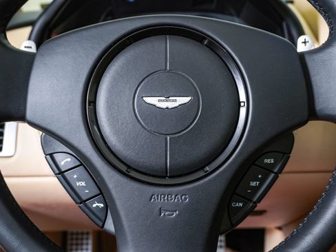 Used 2016 Aston Martin DB9 GT RWD image 28