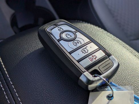 New 2026 Ford Escape SE FWD image 36