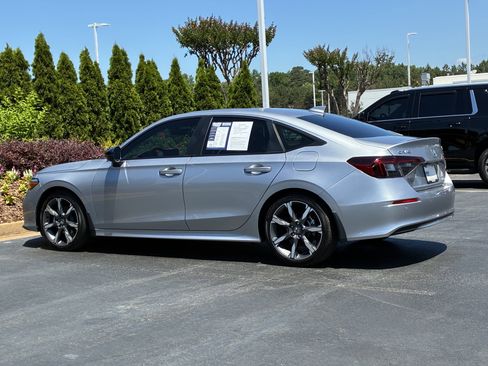 Used 2025 Honda Civic Sport Touring image 8