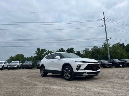 Used 2023 Chevrolet Blazer LT FWD image 5