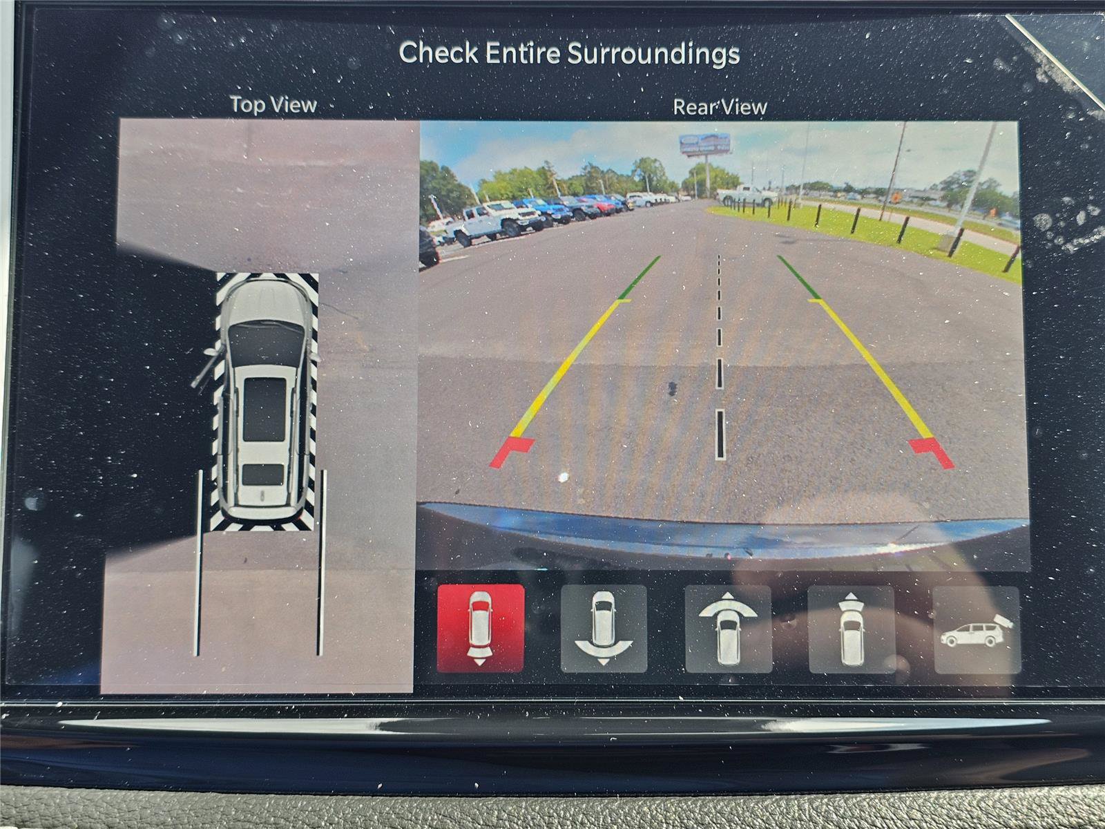 New 2027 Chrysler Pacifica Select FWD image 28