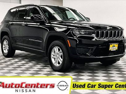Used 2023 Jeep Grand Cherokee Laredo