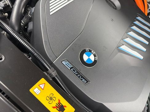 Used 2023 BMW X5 xDrive45e w/ Executive Package image 30