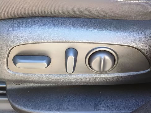 Used 2023 Chevrolet Blazer LT image 20