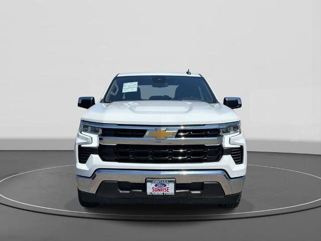 Used 2025 Chevrolet Silverado 1500 LT RWD image 3