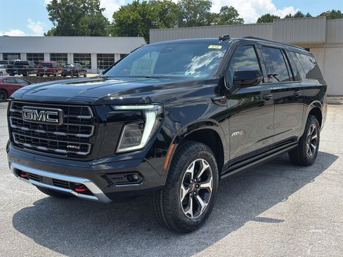 New 2026 GMC Yukon XL AT4 Ultimate w/ LPO, Floor Liner Package AWD/4WD image 4
