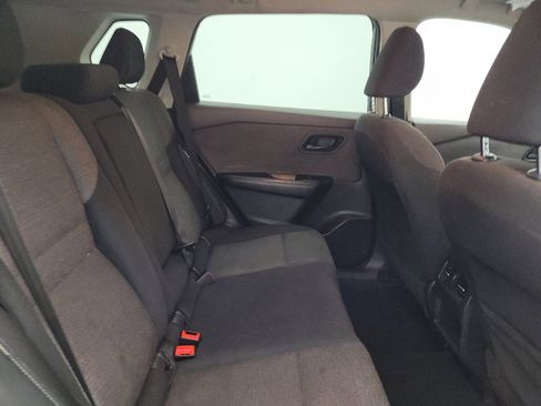 Used 2021 Nissan Rogue S AWD/4WD image 19