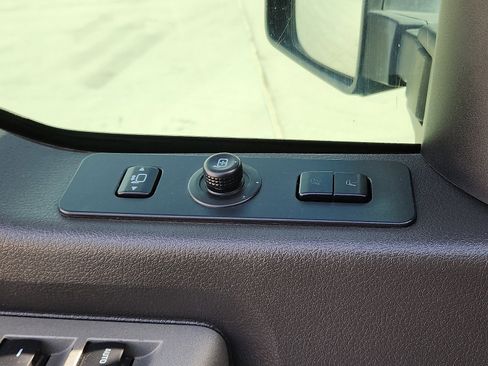 Used 2014 Ford F250 Lariat w/ Lariat Interior Package image 20