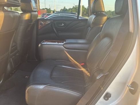 Used 2016 INFINITI QX80 2WD w/ Deluxe Technology Package image 6