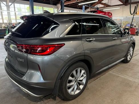 Used 2019 INFINITI QX50 Essential w/ Premium Heat Package AWD/4WD image 4
