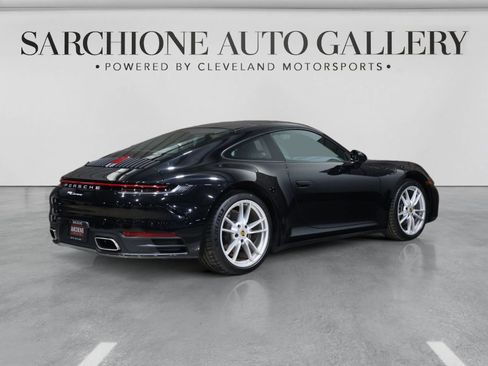 Used 2022 Porsche 911 Carrera RWD image 2