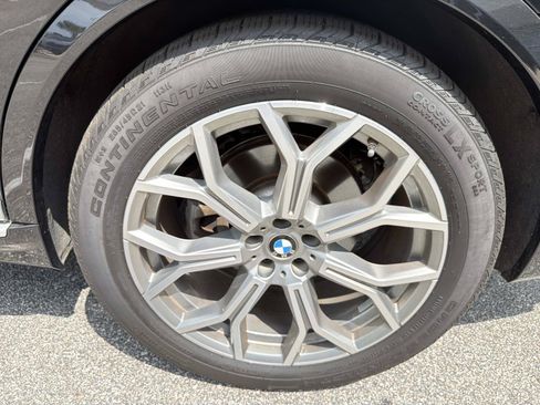 Used 2025 BMW X7 xDrive40i AWD/4WD image 31