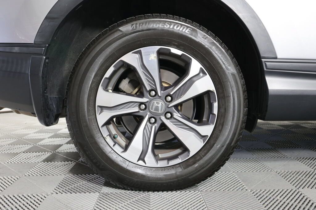 Used 2017 Honda CR-V LX image 7