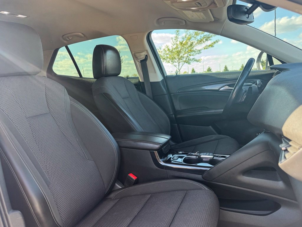Used 2021 Buick Envision Preferred AWD/4WD image 25