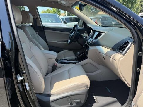 Used 2016 Hyundai Tucson Limited FWD image 12