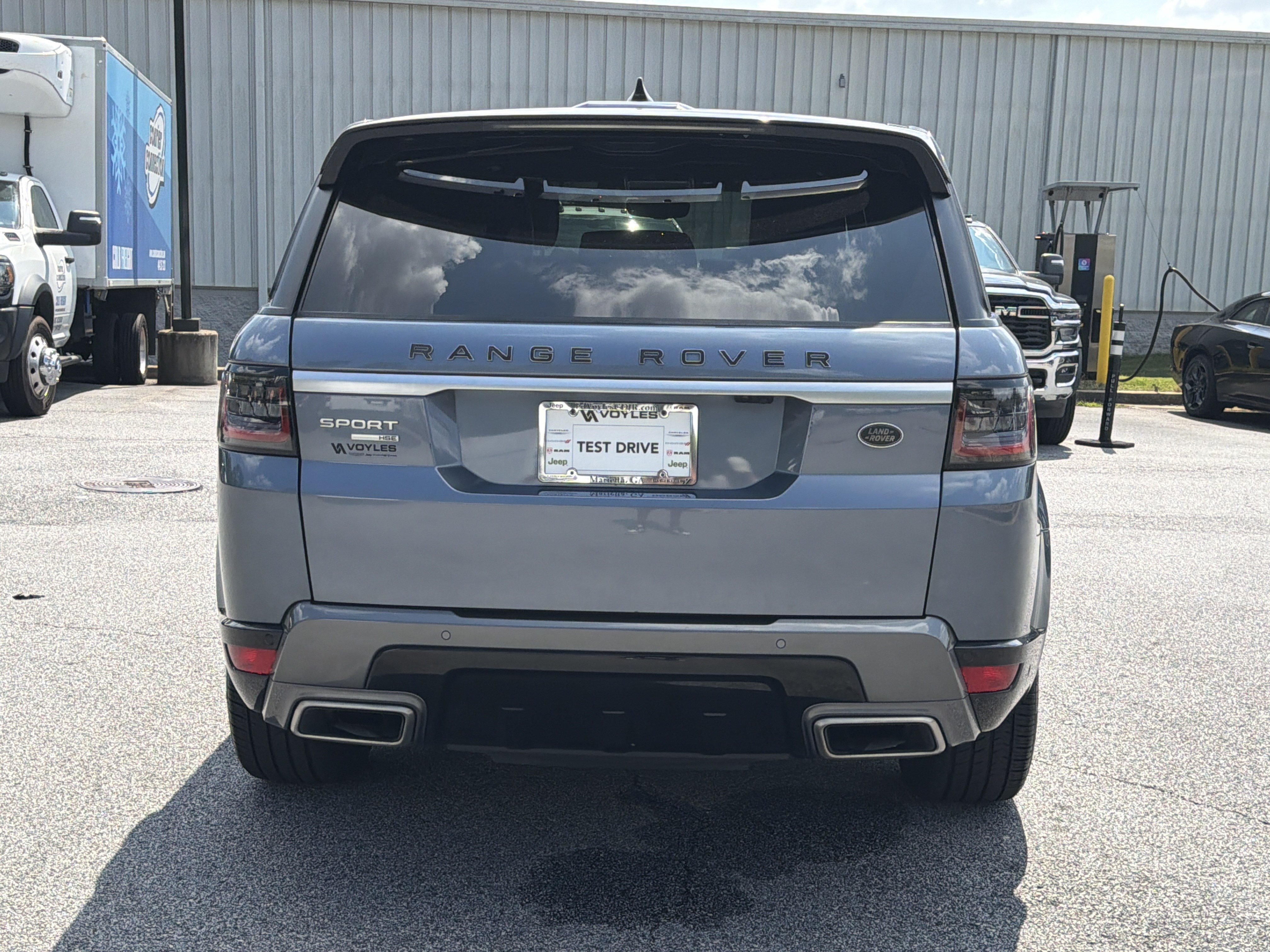Used 2018 Land Rover Range Rover Sport HSE AWD/4WD image 7