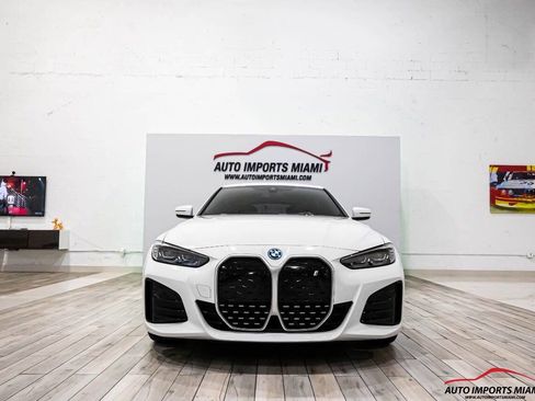 Used 2022 BMW i4 eDrive40 w/ M Sport Package image 41