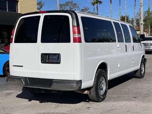 Used 2017 Chevrolet Express 3500 LT w/ LT Preferred Equipment Group image 13