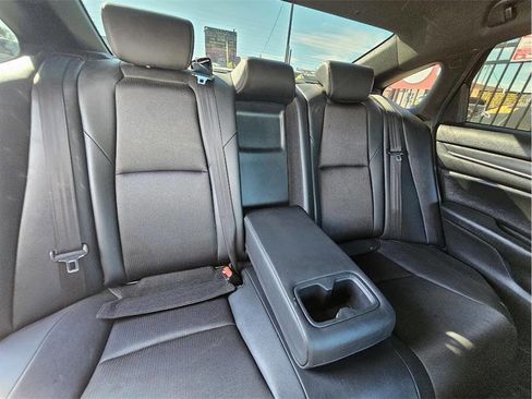 Used 2019 Honda Accord Sport image 19