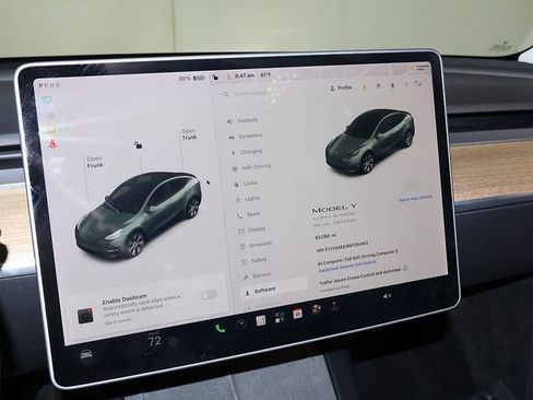 Used 2021 Tesla Model Y Long Range AWD/4WD image 17