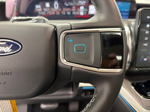 New 2026 Ford Expedition Max Platinum image 22