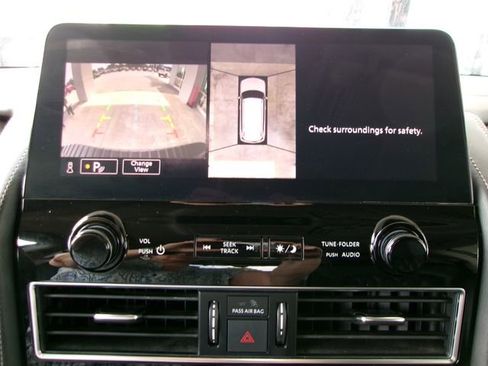 Used 2022 Nissan Armada Platinum w/ Captain's Chairs Package AWD/4WD image 15