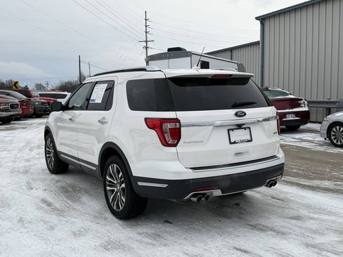 Used 2018 Ford Explorer Platinum image 5