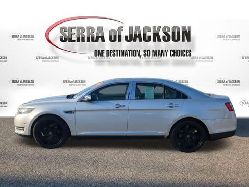 Used 2013 Ford Taurus Limited image 5