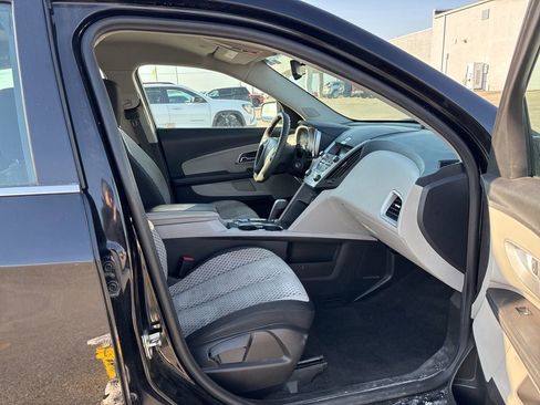 Used 2015 Chevrolet Equinox LS image 15