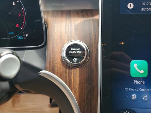 Used 2026 Mercedes-Benz GLC 300 image 35