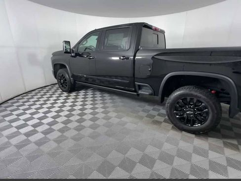 New 2026 Chevrolet Silverado 2500 High Country w/ Midnight Edition image 12