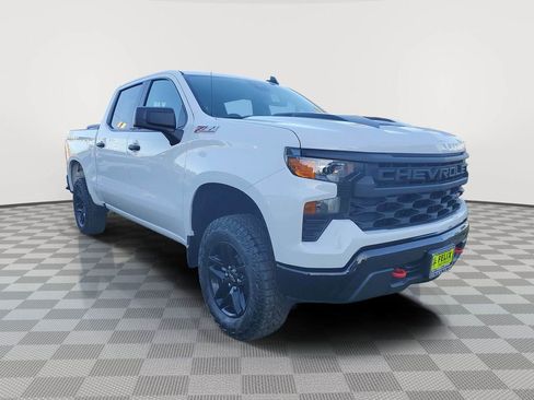 New 2026 Chevrolet Silverado 1500 Custom Trail Boss image 2