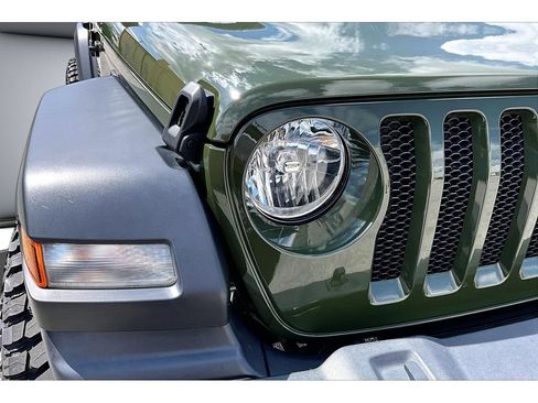 Used 2021 Jeep Wrangler Sport AWD/4WD image 50