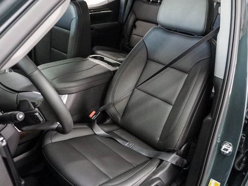 New 2026 Chevrolet Silverado 1500 LT Trail Boss w/ Convenience Package II image 17