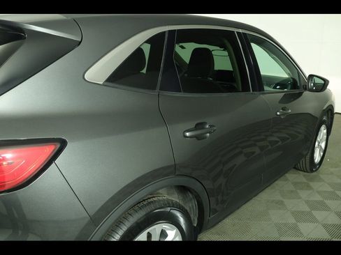 Used 2020 Ford Escape SE FWD image 15