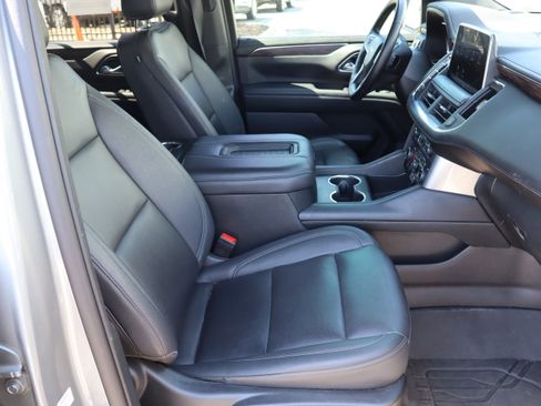 Used 2023 Chevrolet Tahoe LT w/ LT Signature Package image 40