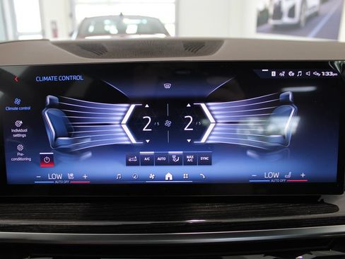 New 2027 BMW X7 M60i AWD/4WD image 7