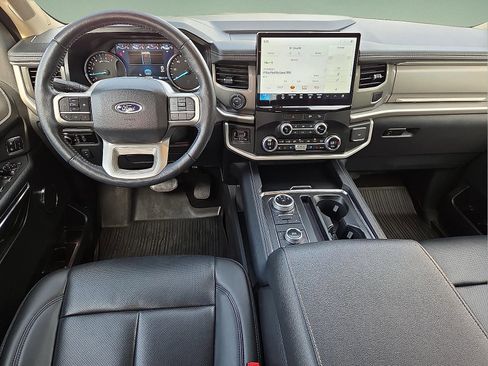 Certified 2023 Ford Expedition XLT AWD/4WD image 12