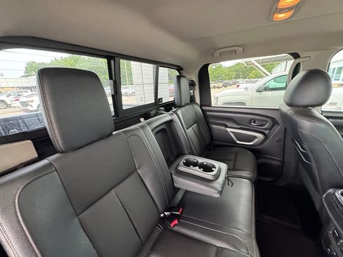 Used 2017 Nissan Titan SL w/ SL Towing Convenience Package RWD image 25