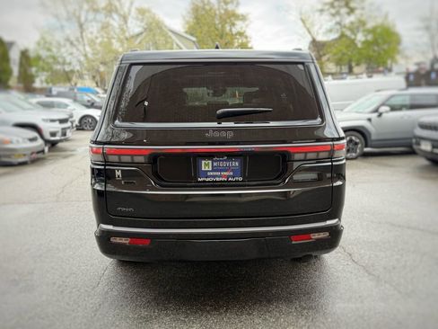 New 2026 Jeep Grand Wagoneer Limited AWD/4WD image 10