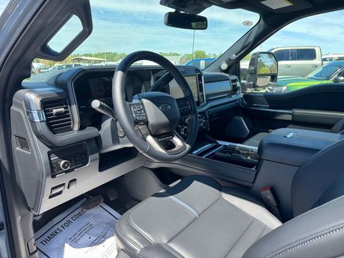 New 2026 Ford F250 Platinum image 29