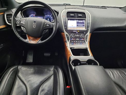 Used 2018 Lincoln MKX Reserve w/ Driver Assistance Package FWD image 22
