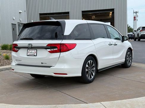 Used 2024 Honda Odyssey EX-L image 5