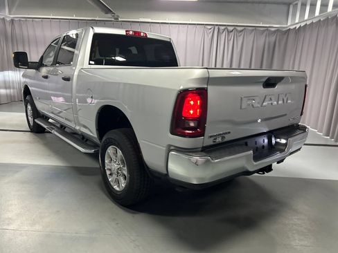 Used 2026 RAM 2500 Big Horn AWD/4WD image 5