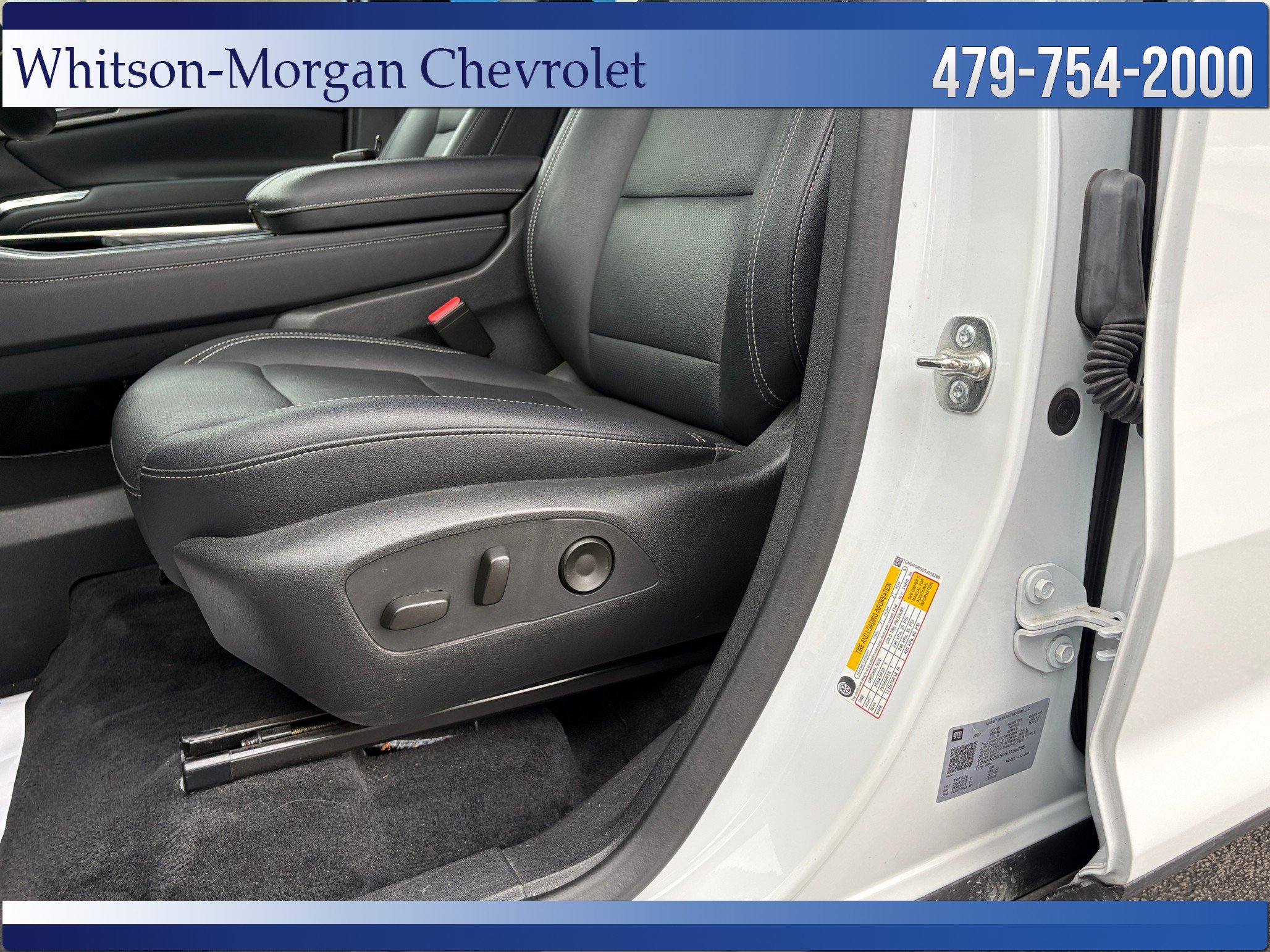 Used 2025 Chevrolet Traverse LT FWD image 13