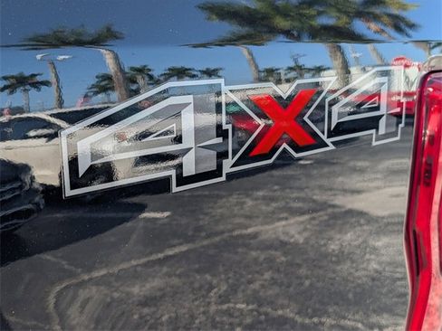 Used 2022 Ford F350 Lariat w/ Lariat Ultimate Package image 10