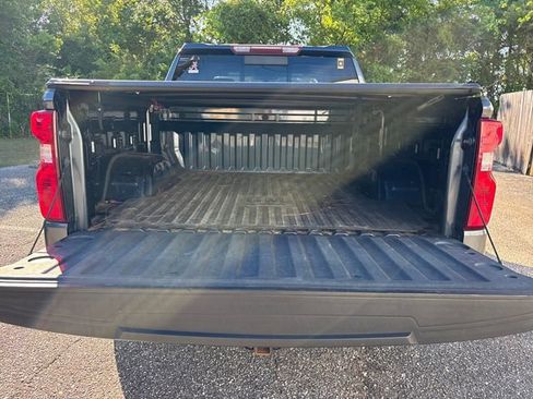 Used 2019 Chevrolet Silverado 1500 LT w/ All-Star Edition image 9